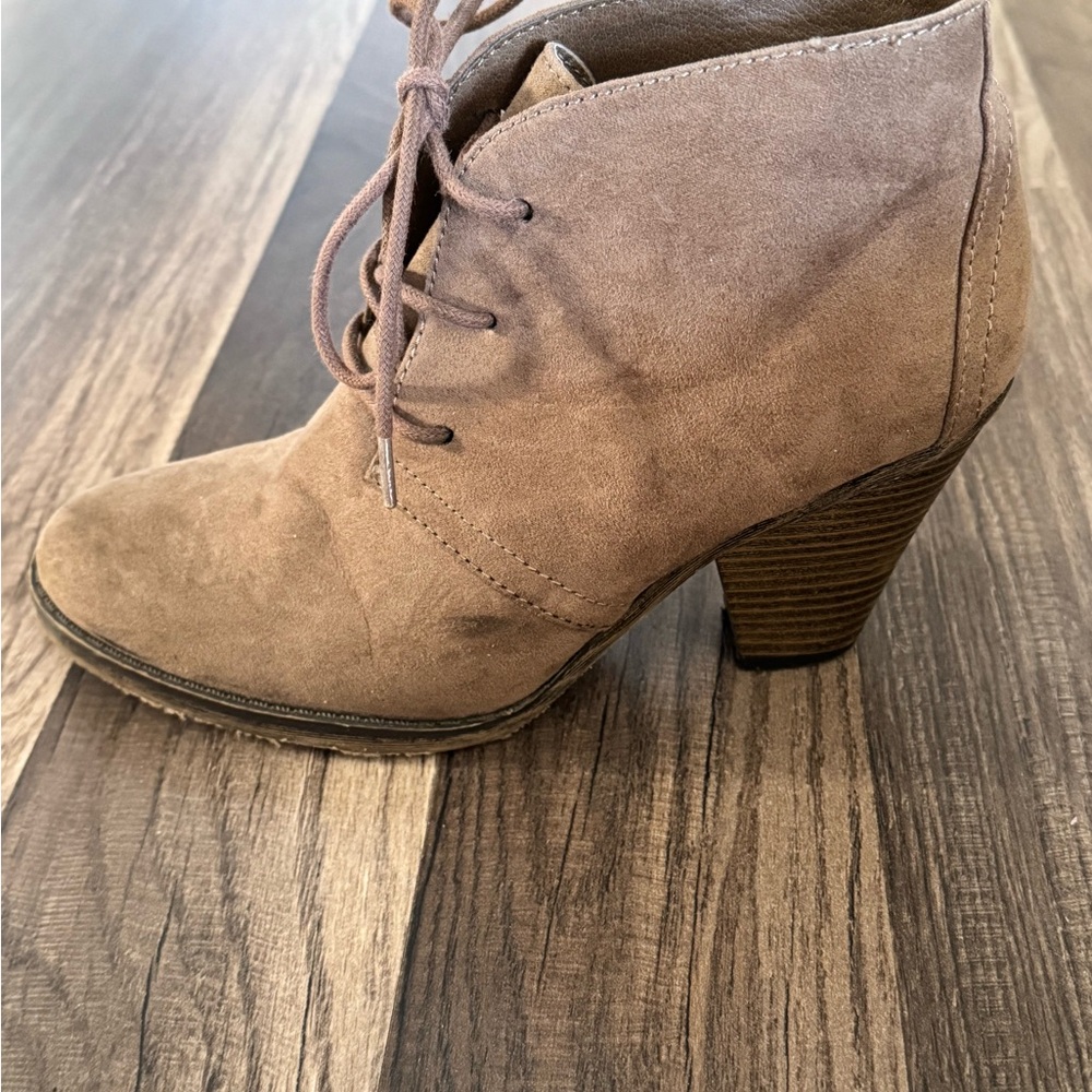 ⚠️Ankle Booties⚠️ - Picture 2 of 4